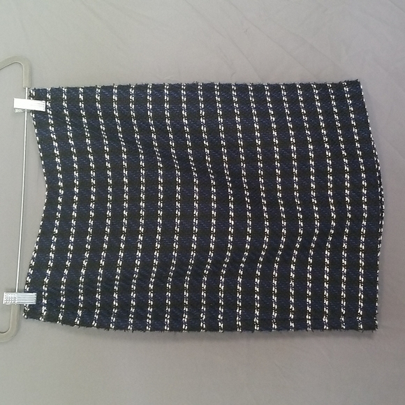 Ann Taylor Factory Dresses & Skirts - NWT Ann Taylor Factory Tweed Knit Blue Black Pencil Skirt Womens size 2